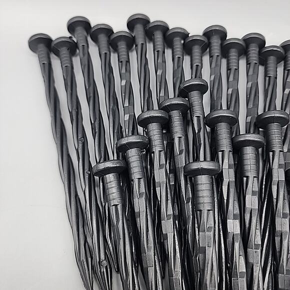 Landscape Edging Spikes 6.5" Edging Stakes Landscaping Flower Gardens Lawn 30 - Picture 2 of 8